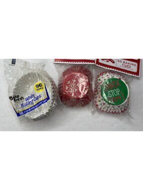 Holiday Time Bake Fresh Baking Cups White Red Snowflake Santa Stop Here Paper